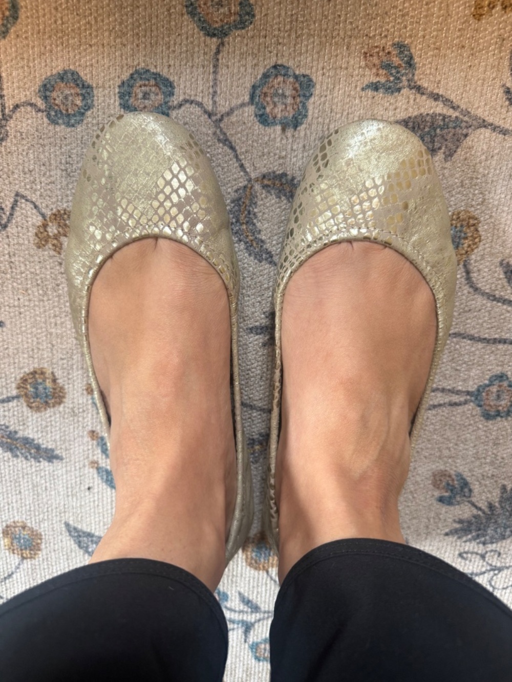 Tieks flats- 4 pairs in great condition (size 9) - Picture 3 of 17